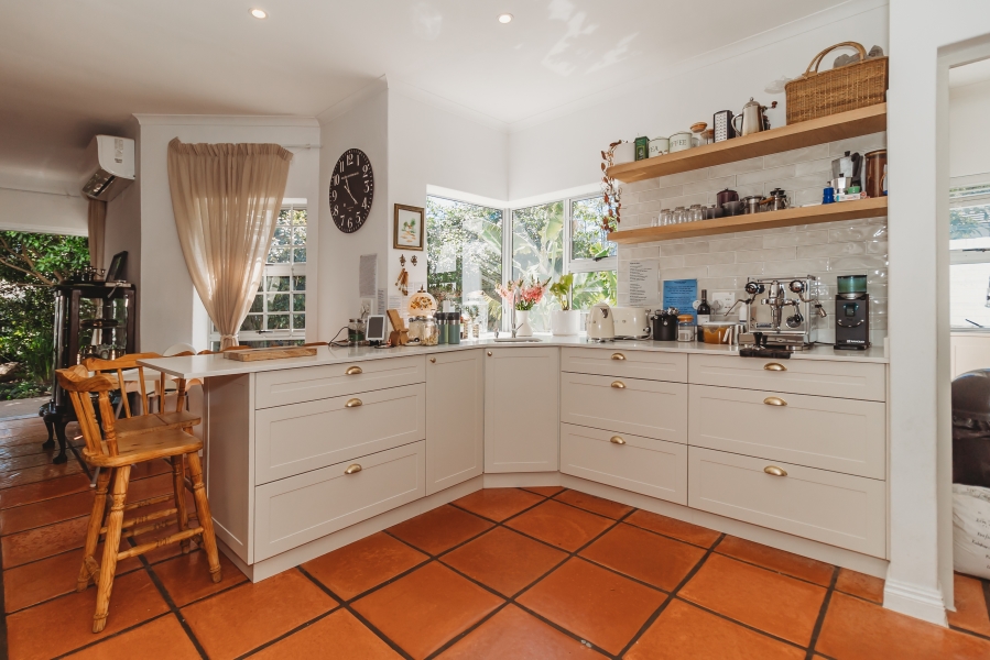 4 Bedroom Property for Sale in Heatherlands Western Cape